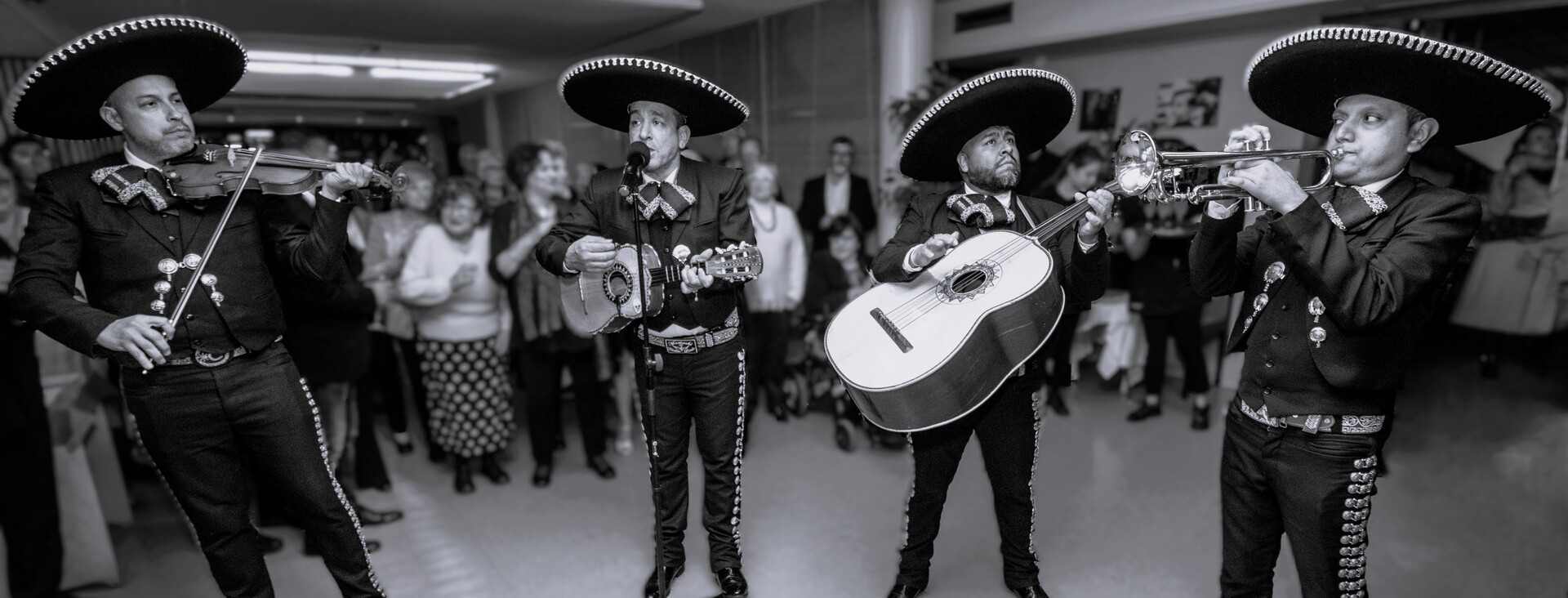 maraichis barcelona serenatas y bodas